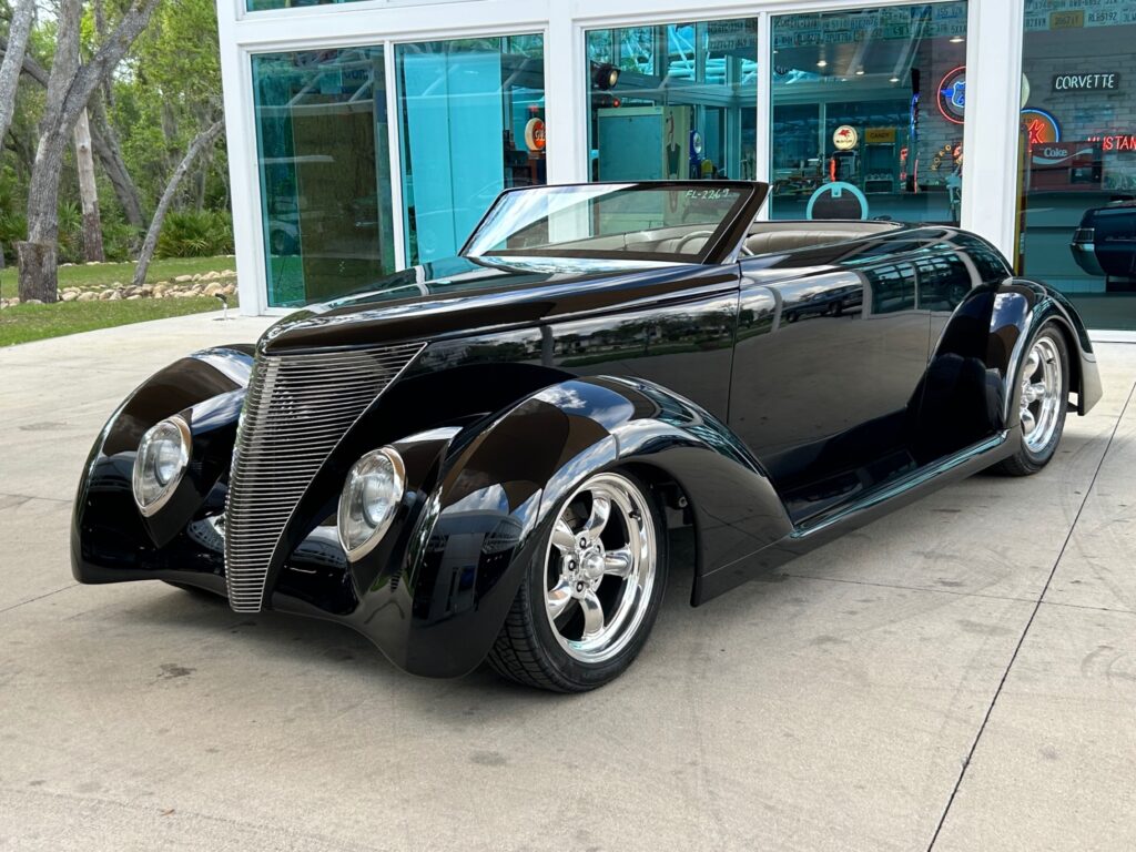 1937 Ford Street Rod