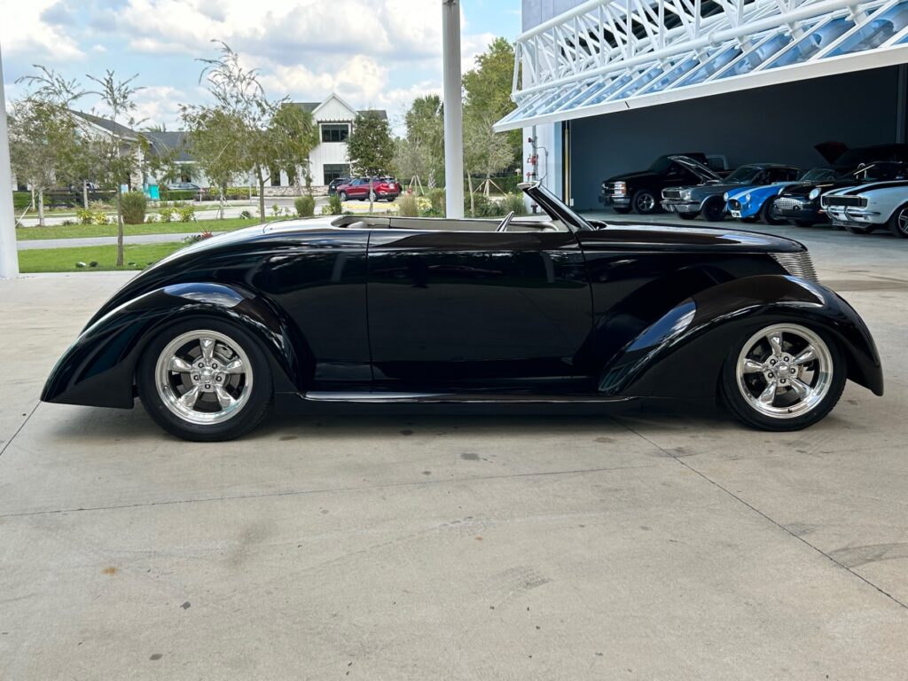 1937 Ford Street Rod